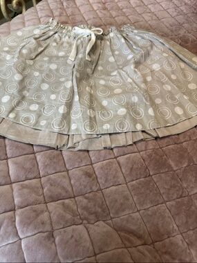 Neige  Bow-Accent girls light skirt with fun design lined, ruffles